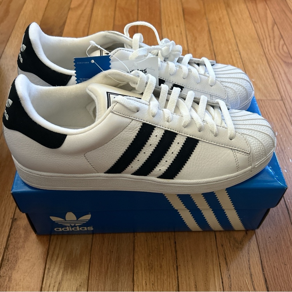 DS vintage Adidas superstars